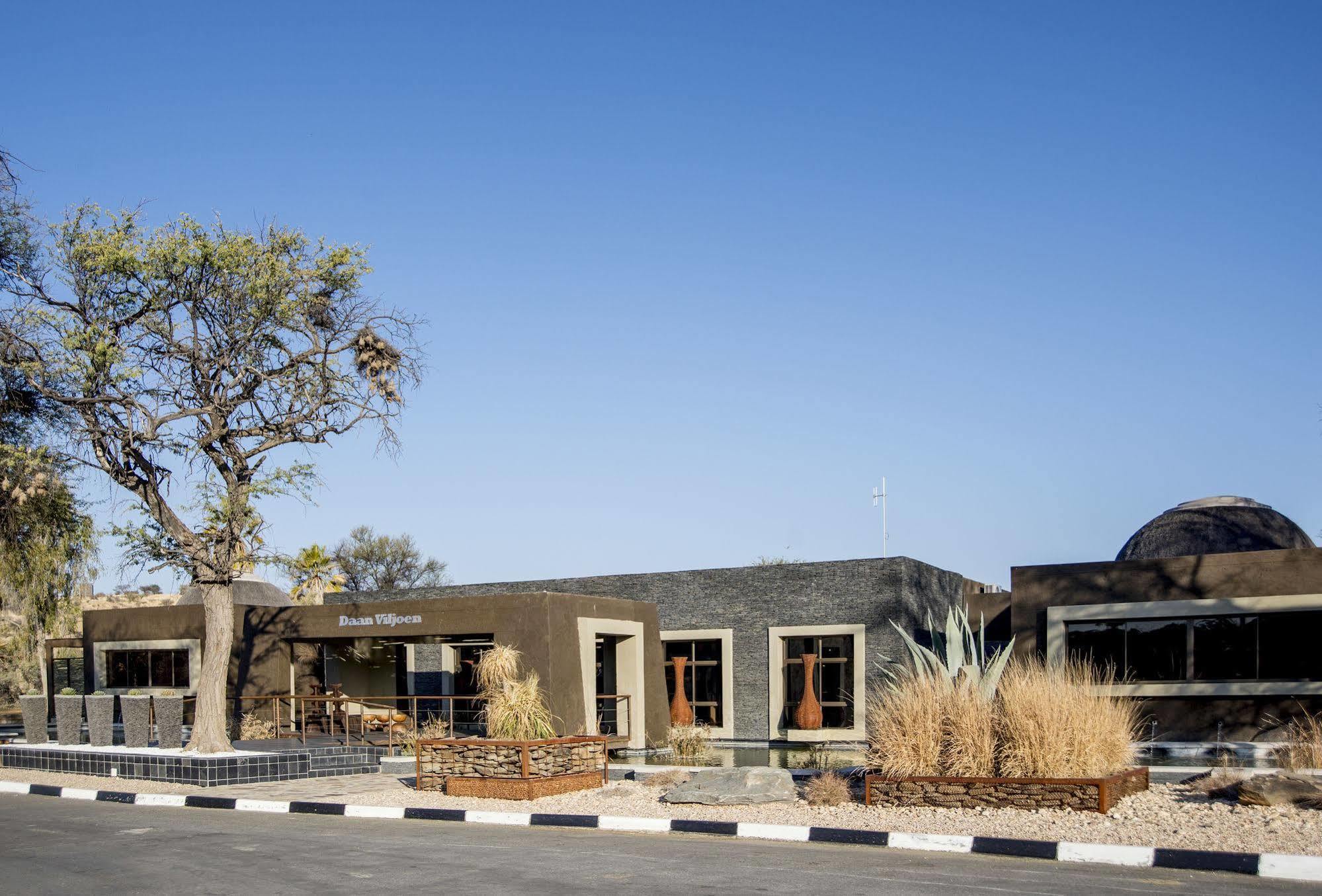 Sun Karros Daan Viljoen Hotel Windhoek Exterior photo